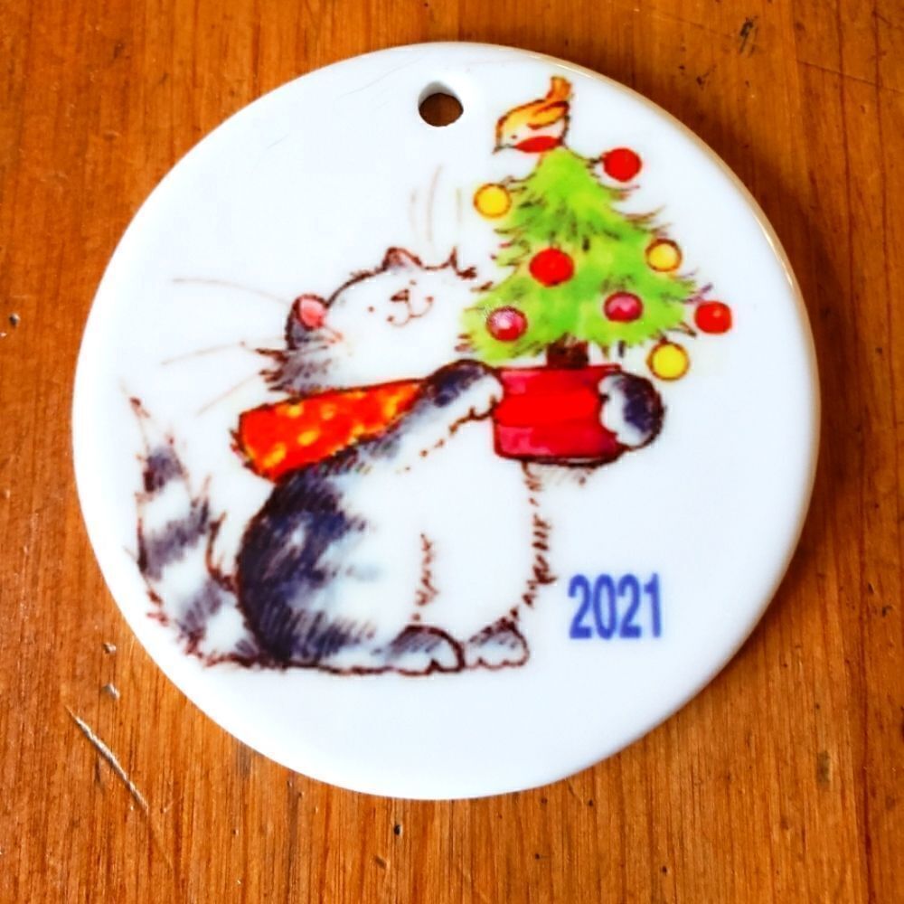 Kitty with tree, 3 inch white ceramic ornament